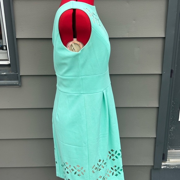 ➕Sangria Mint Green Sleeveless Dress with cut out design - Picture 11 of 11